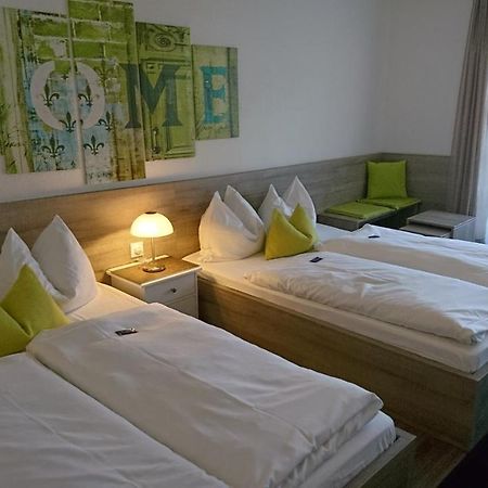 Hotel Deutschherrenhof Trier Bagian luar foto