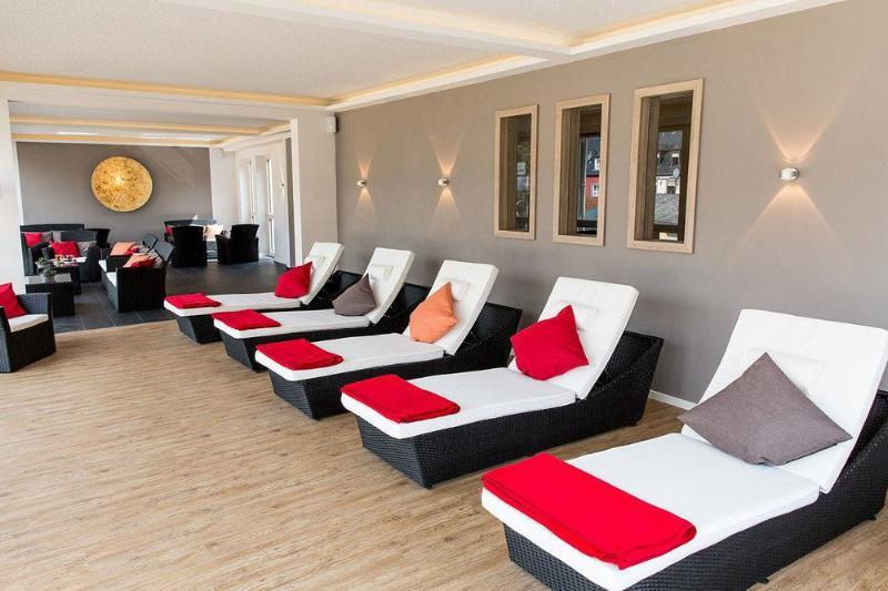 Hotel Deutschherrenhof Trier Bagian luar foto