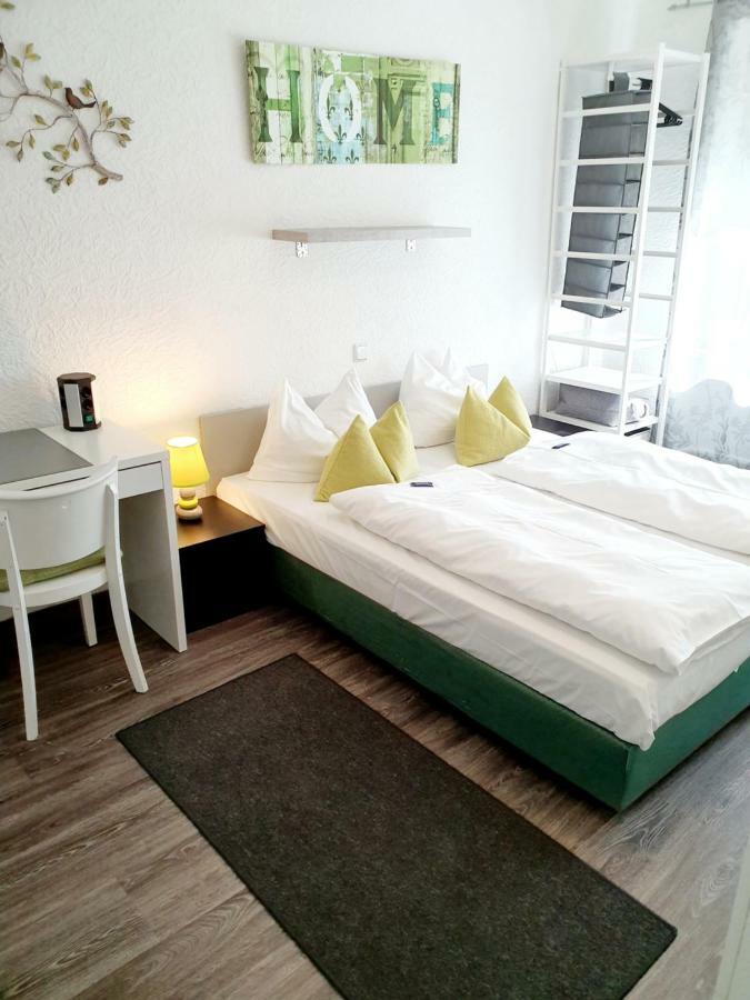 Hotel Deutschherrenhof Trier Bagian luar foto